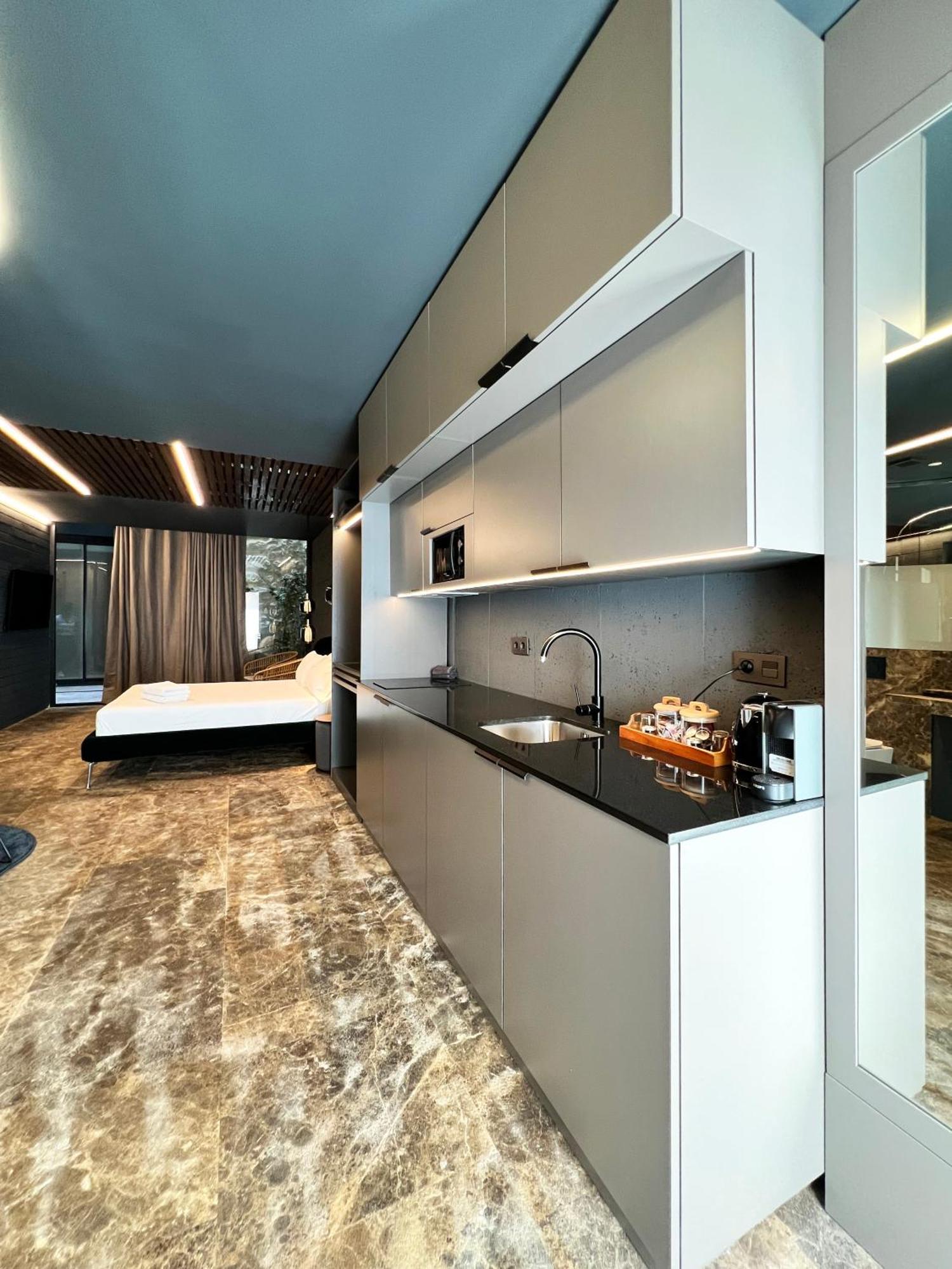 Apartaestudios Evolution Luxury Alicante Esterno foto
